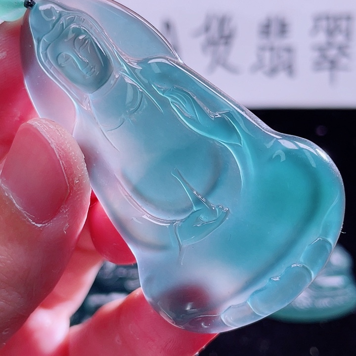 翡翠未镶嵌颈饰9999999999