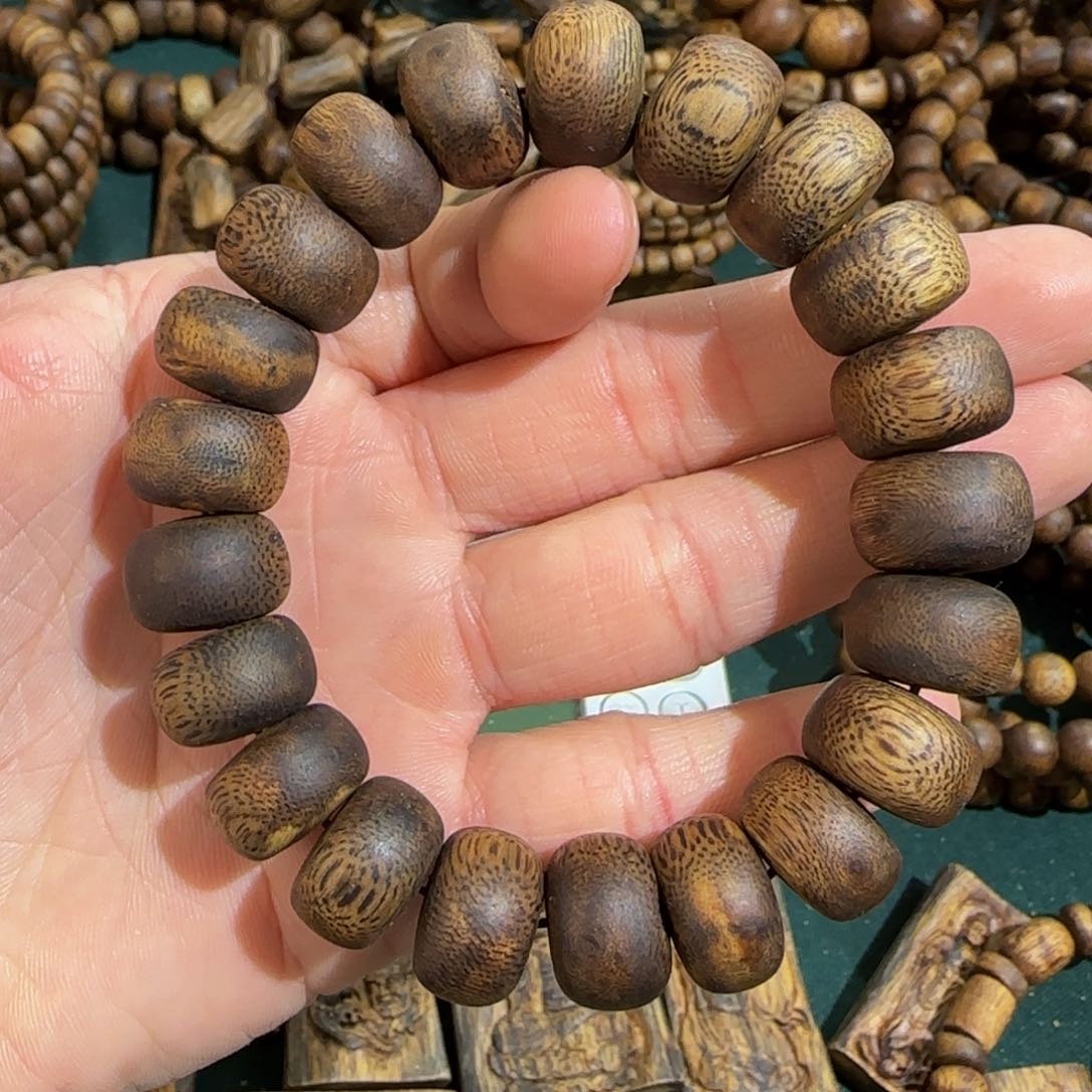 沉香手串金沙叶老料算盘珠单圈1.5高货21克➕