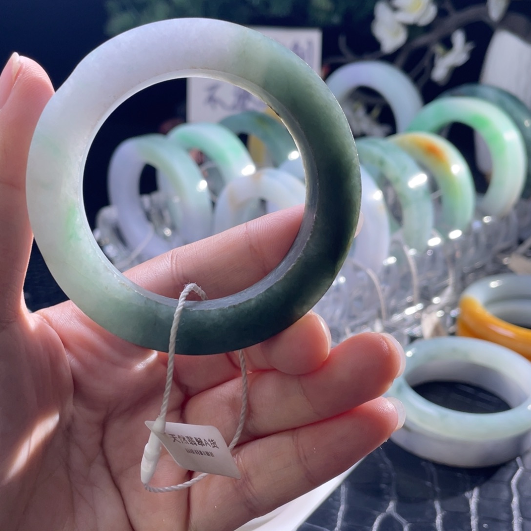 定制翡翠未镶嵌手镯翡翠