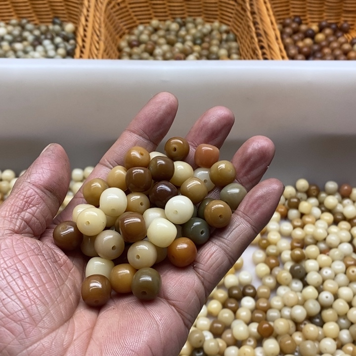 白玉菩提吊坠11-10风化桶珠200颗