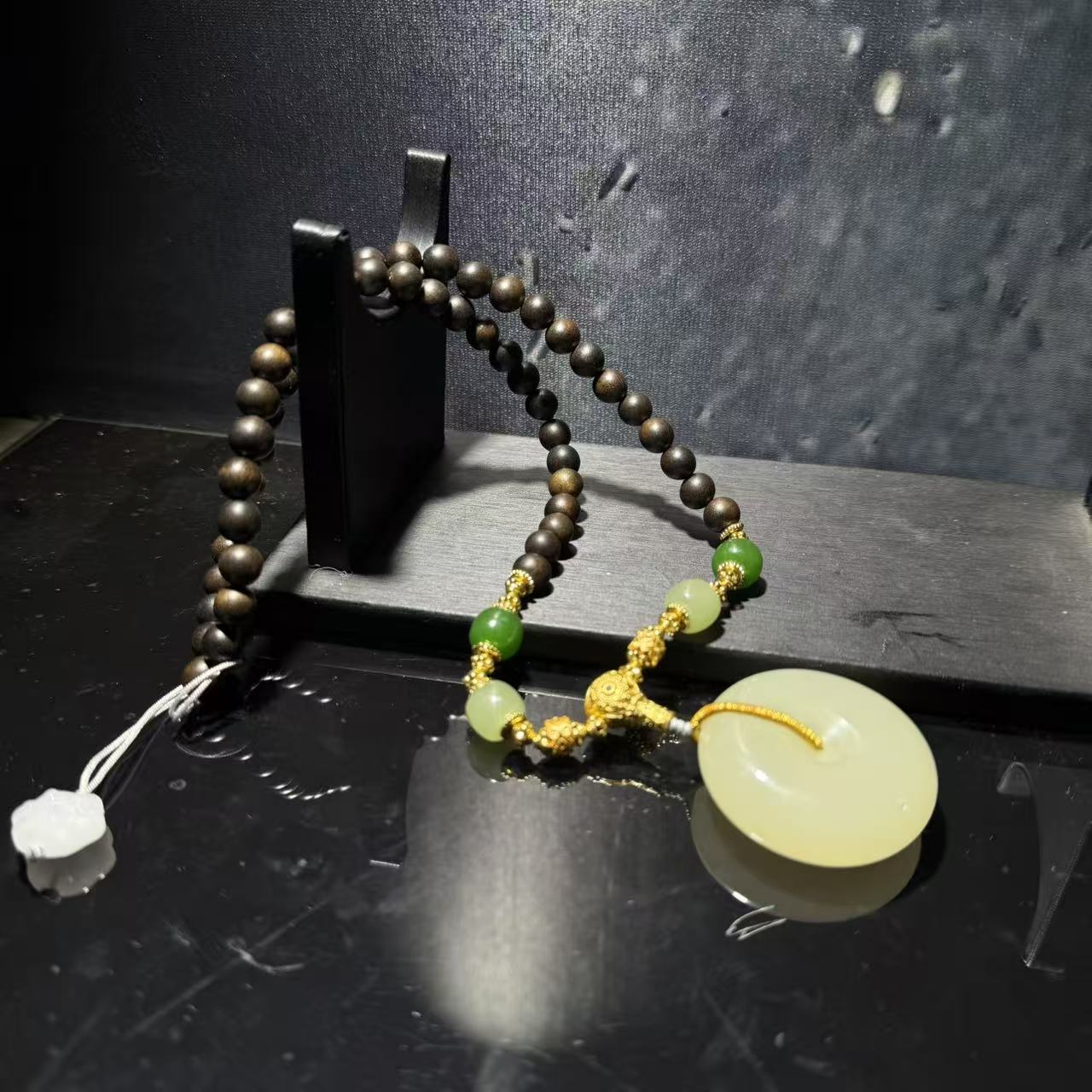 【皇后甄选】沉 款式平安扣吊坠