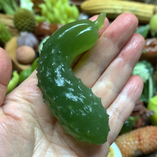 蛇纹石玉手把件未镶嵌