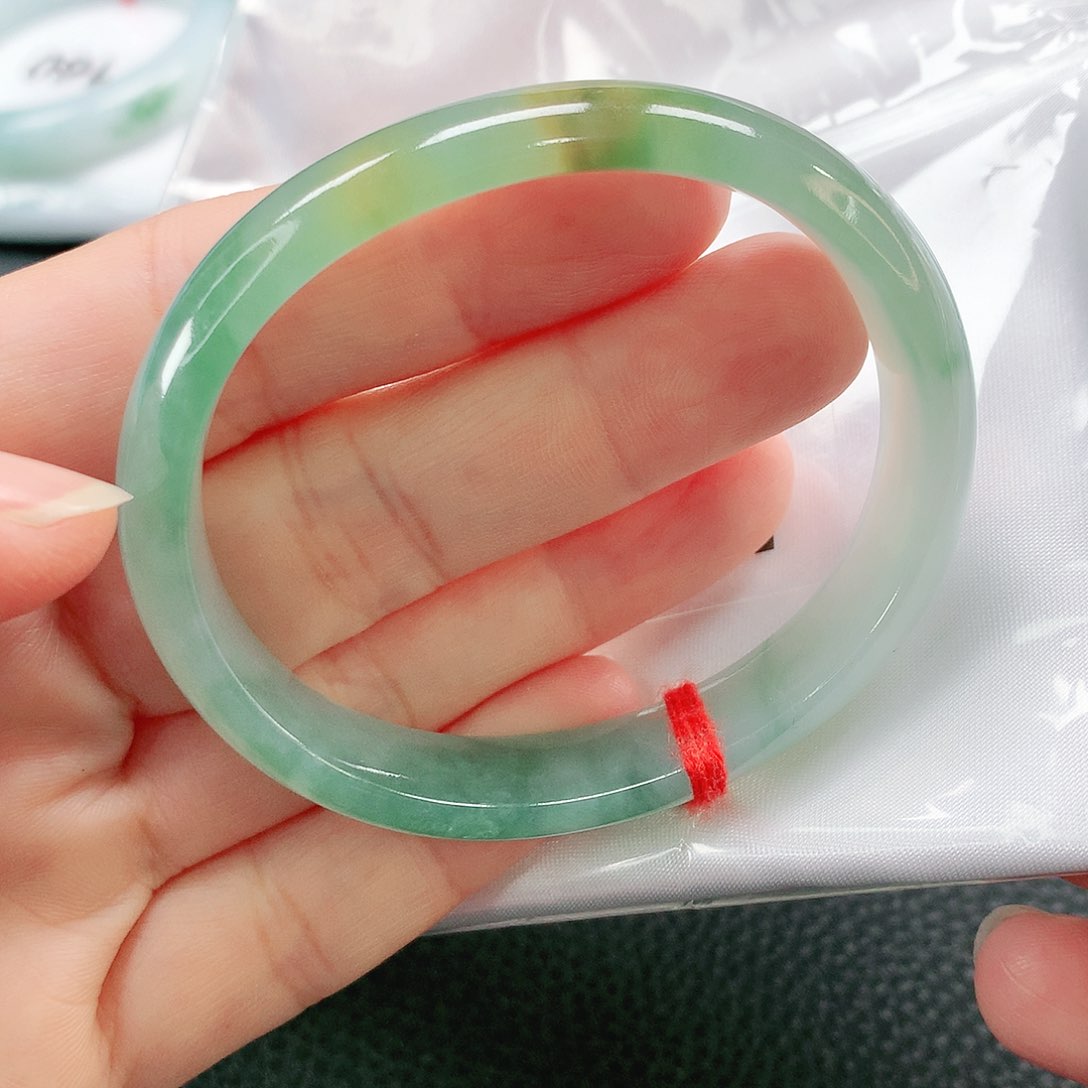 未镶嵌手镯翡翠54贵妃