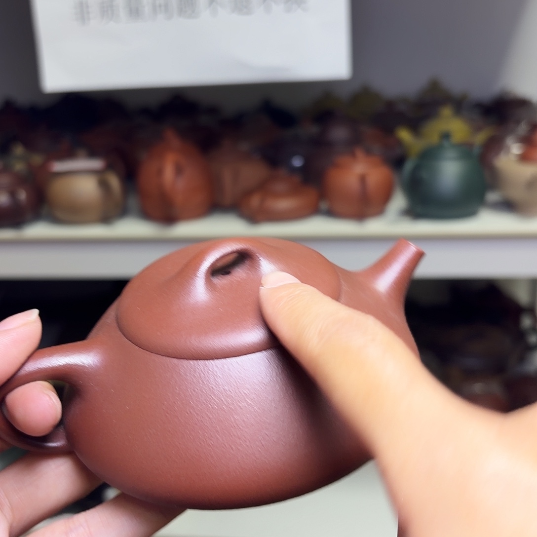 甄选宜兴本土紫砂壶