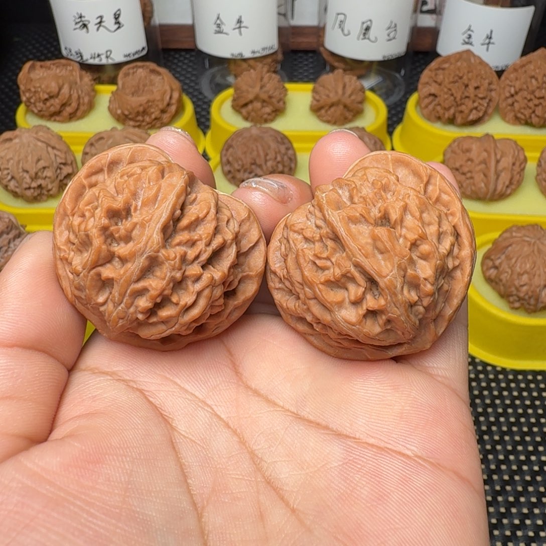 把件文玩核桃40宫灯