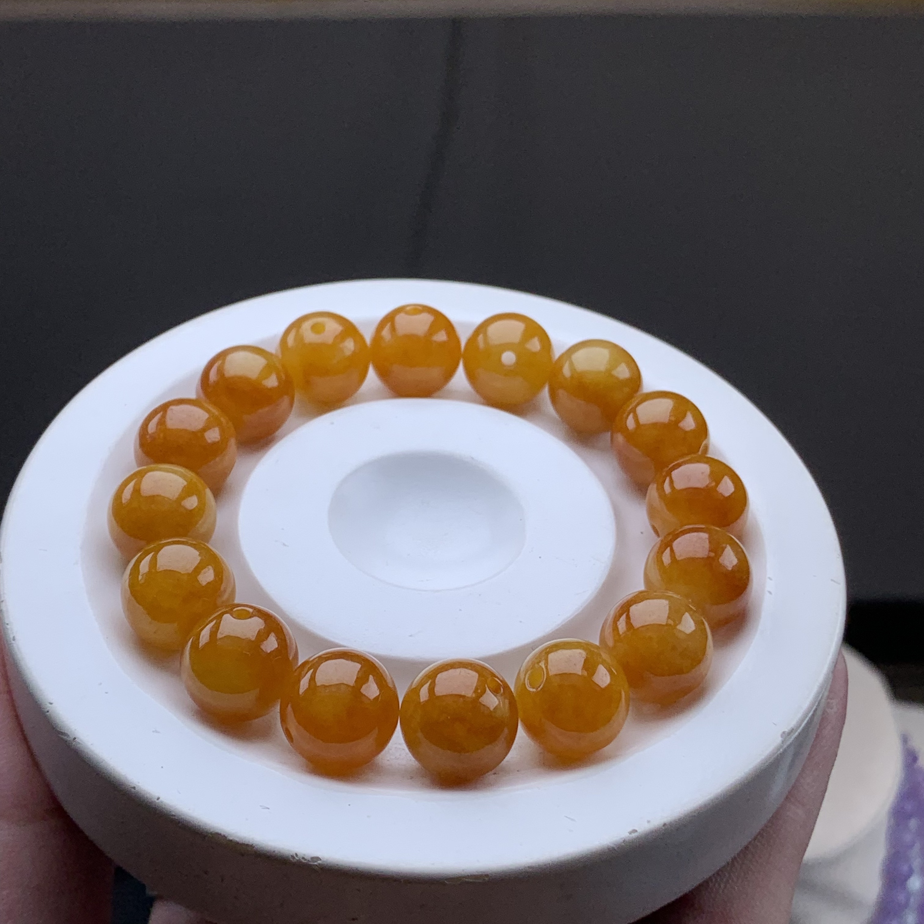 天然缅甸翡翠A货 卡12mm黄珠 多样性发货其一