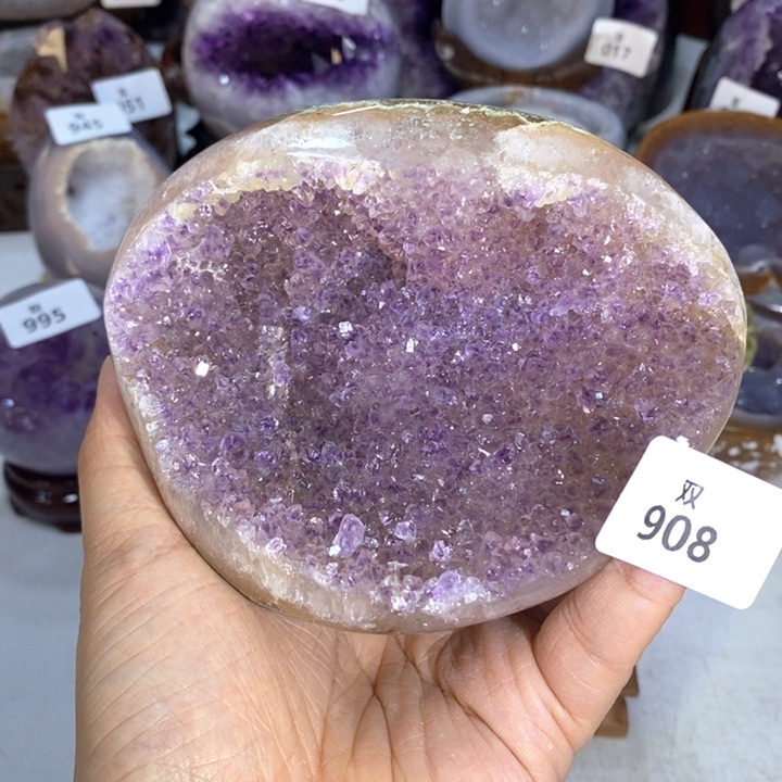 未镶嵌水晶大型摆件（非配饰）