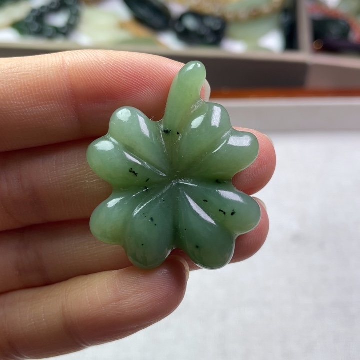 和田玉未镶嵌吊坠(不含链)