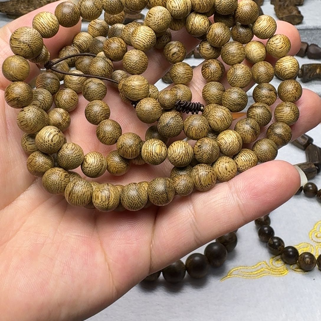 沉香碎屑沉香菩萨