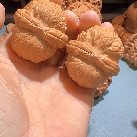 文玩核桃把件元宝42