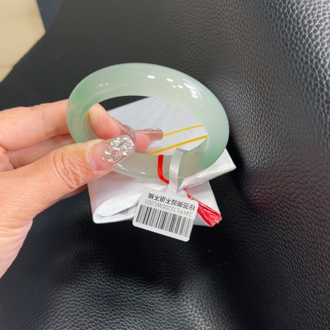 石英质玉手镯未镶嵌S***河➕佳佳56.2