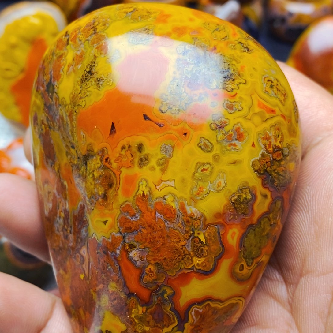 玛瑙/玉髓手把件未镶嵌一****！