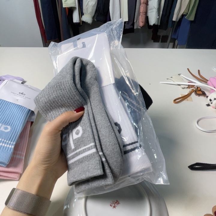 瓷片68，我也不知道我为什么要这样对你呢我