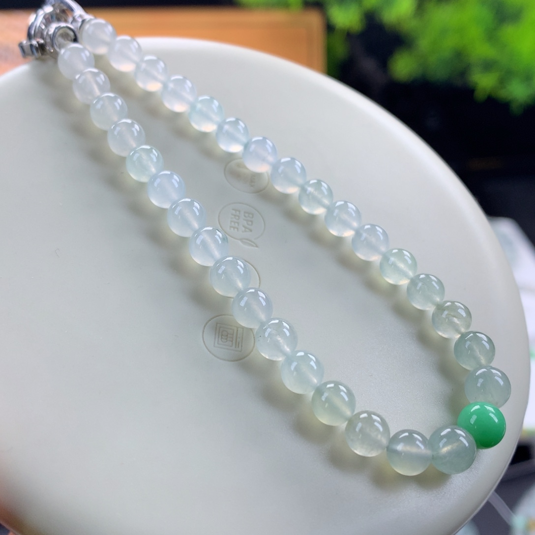 翡翠未镶嵌手链卡5.5