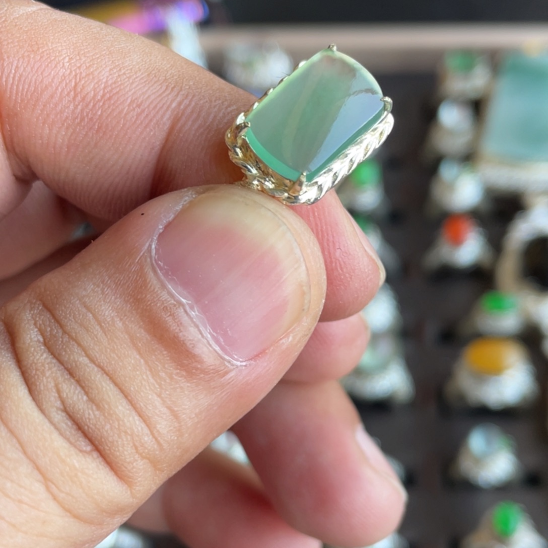 未镶嵌定制翡翠蛋面