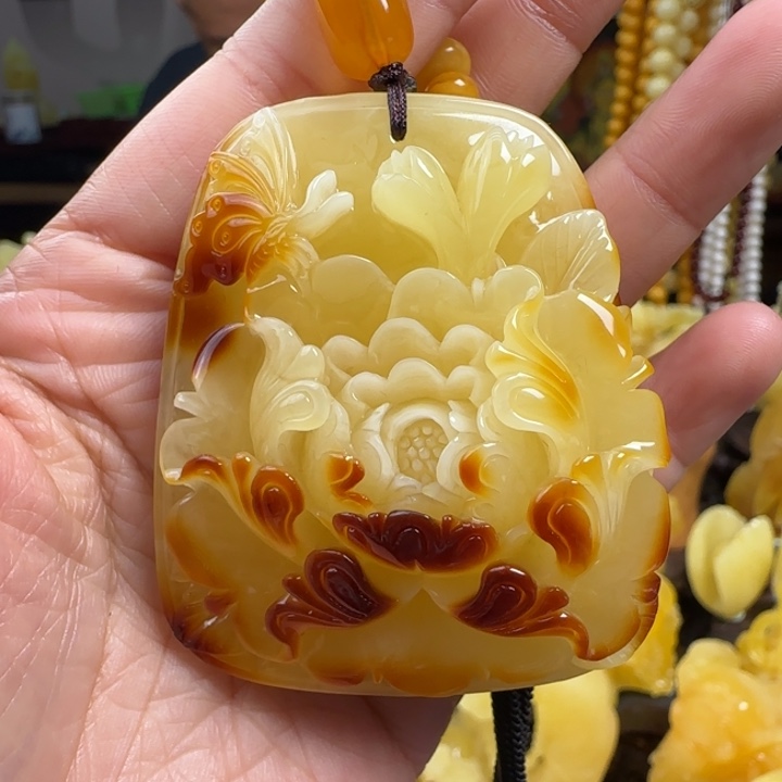 蜜蜡珠宝奇石未镶嵌