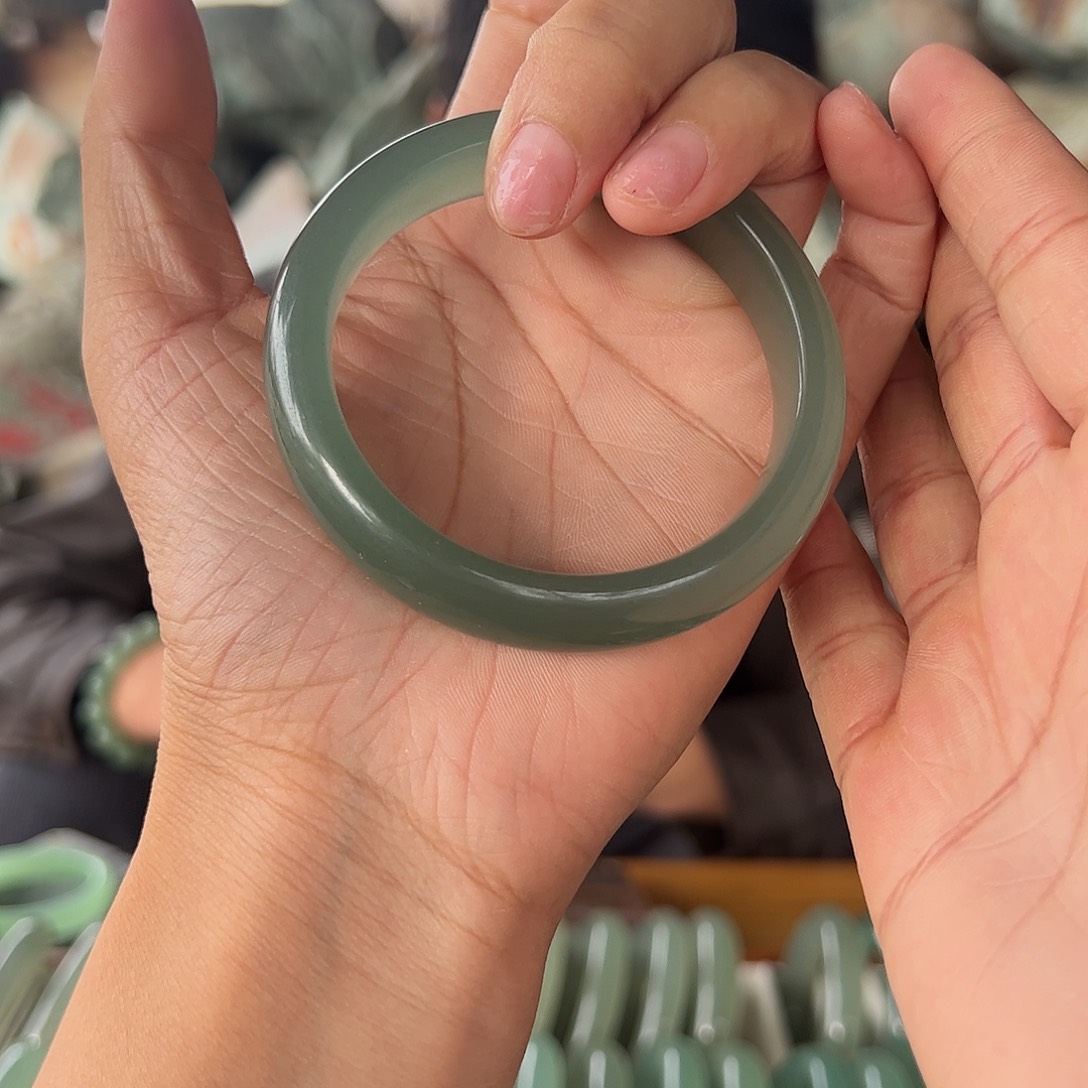 绿东陵冰晴水手镯