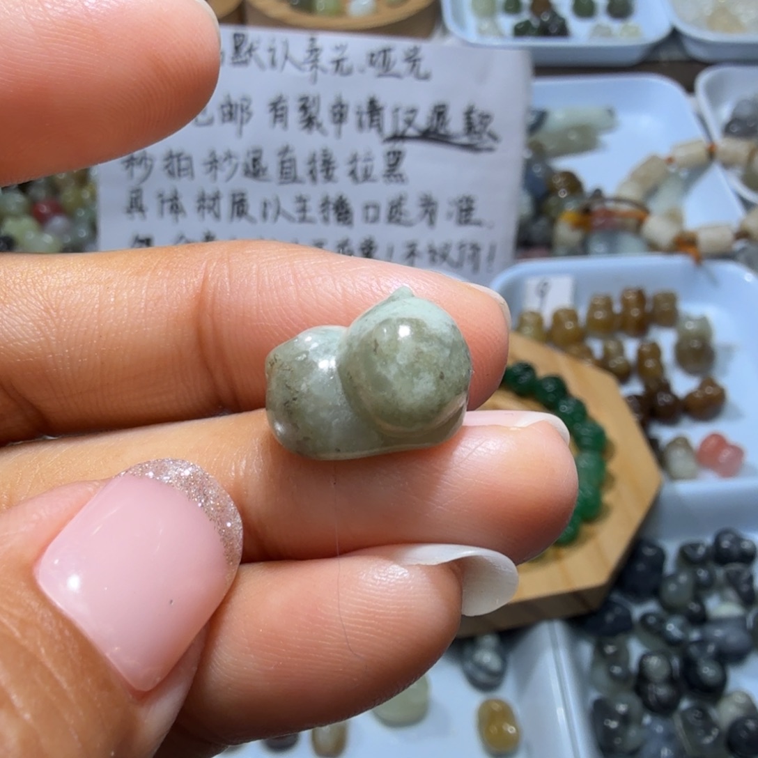 和田玉未镶嵌珠宝奇石