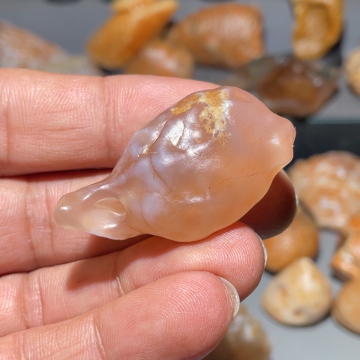 博***哥石材阿拉善沙漠奇石