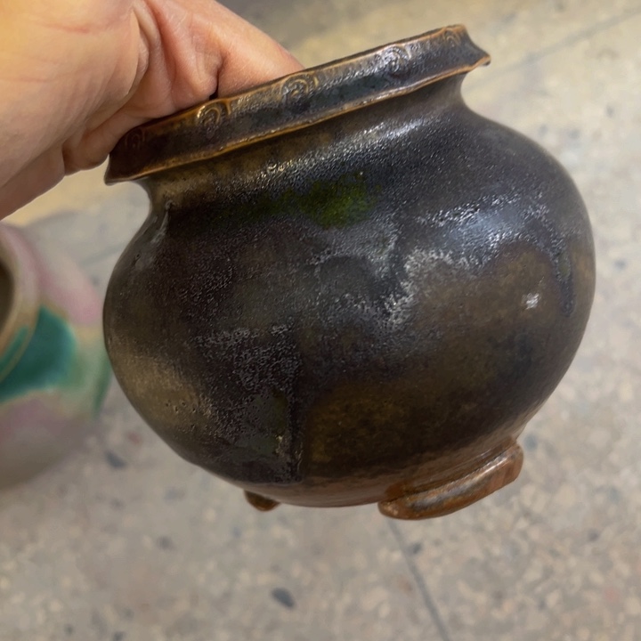 景德镇陶瓷研究所莉*