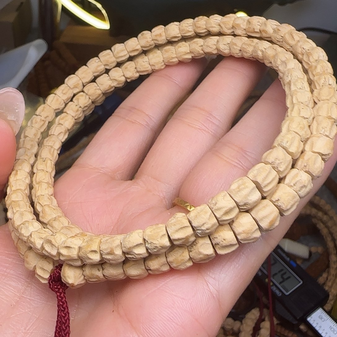 柏香籽/百香籽吊坠热振奶酪
