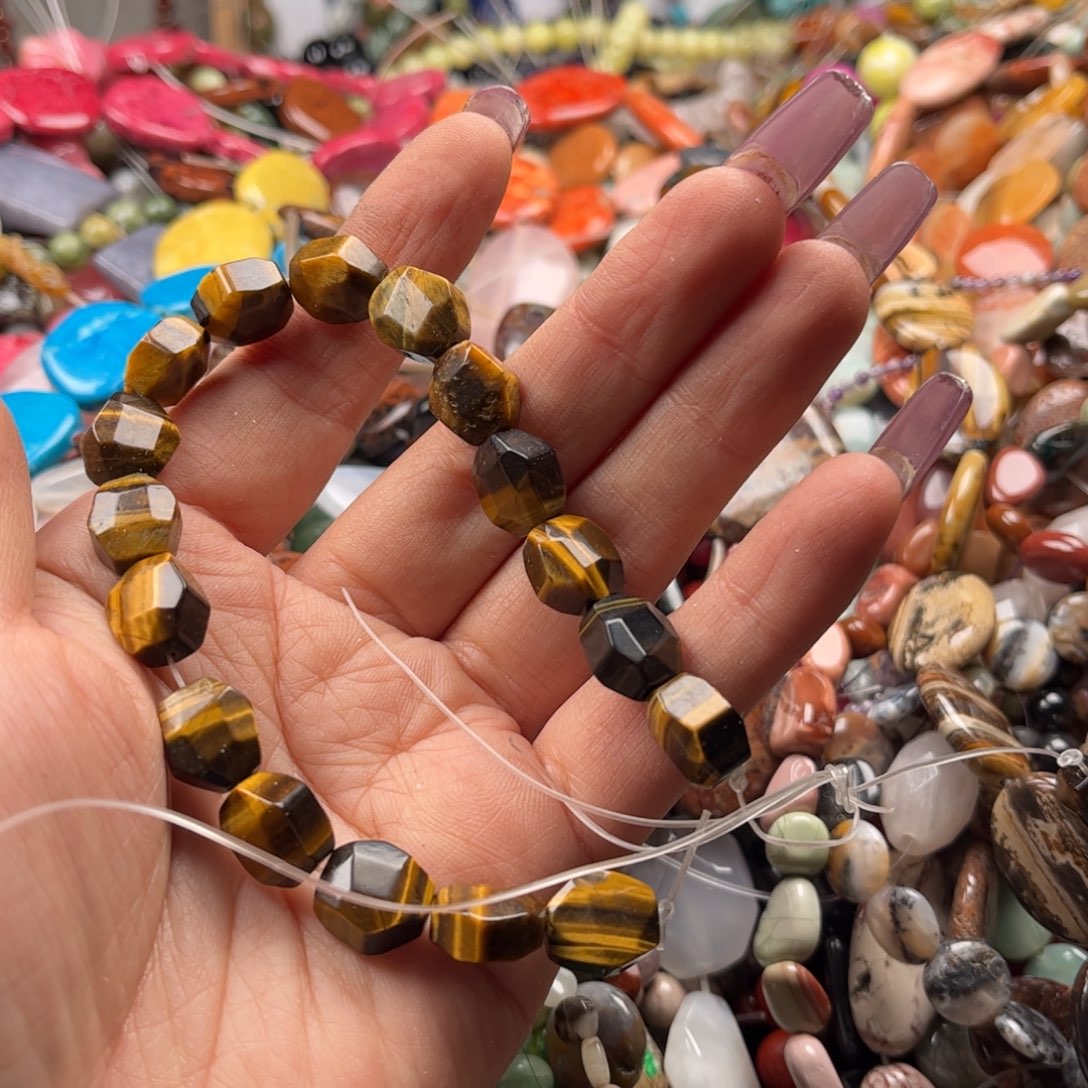 石英质玉珠宝奇石未镶嵌如图卡12