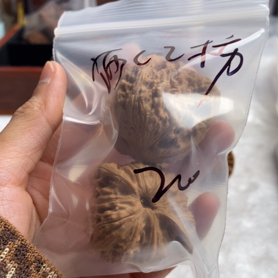 文玩核桃吊坠西***总泥鳅