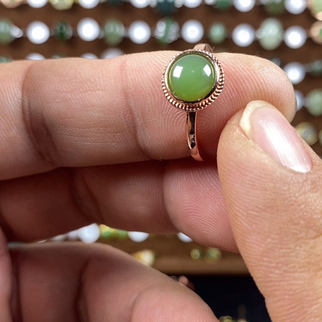 和田玉（碧玉）戒指合金