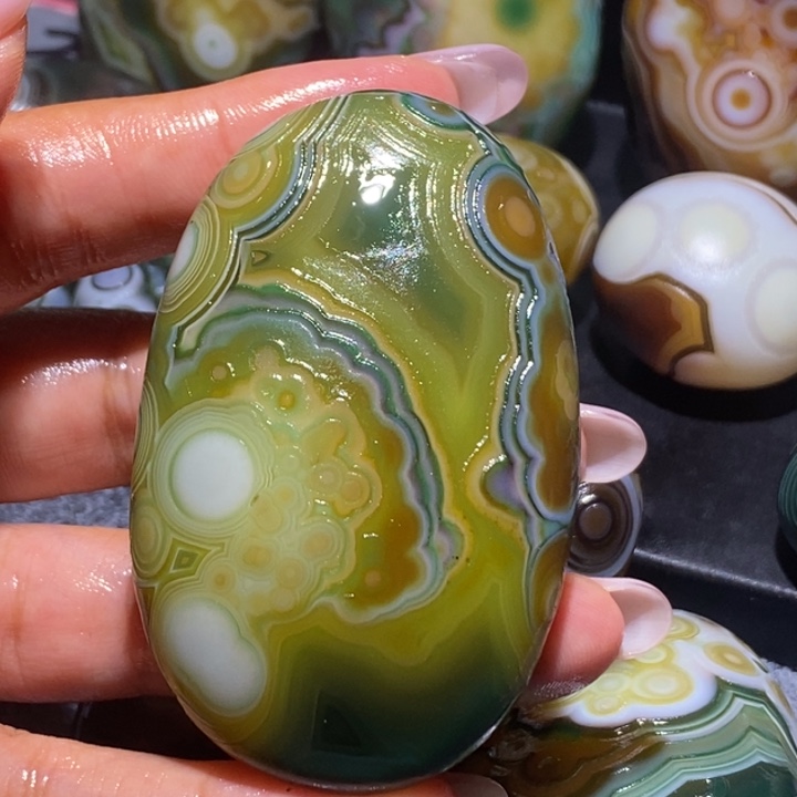 玛瑙/玉髓未镶嵌珠宝奇石93