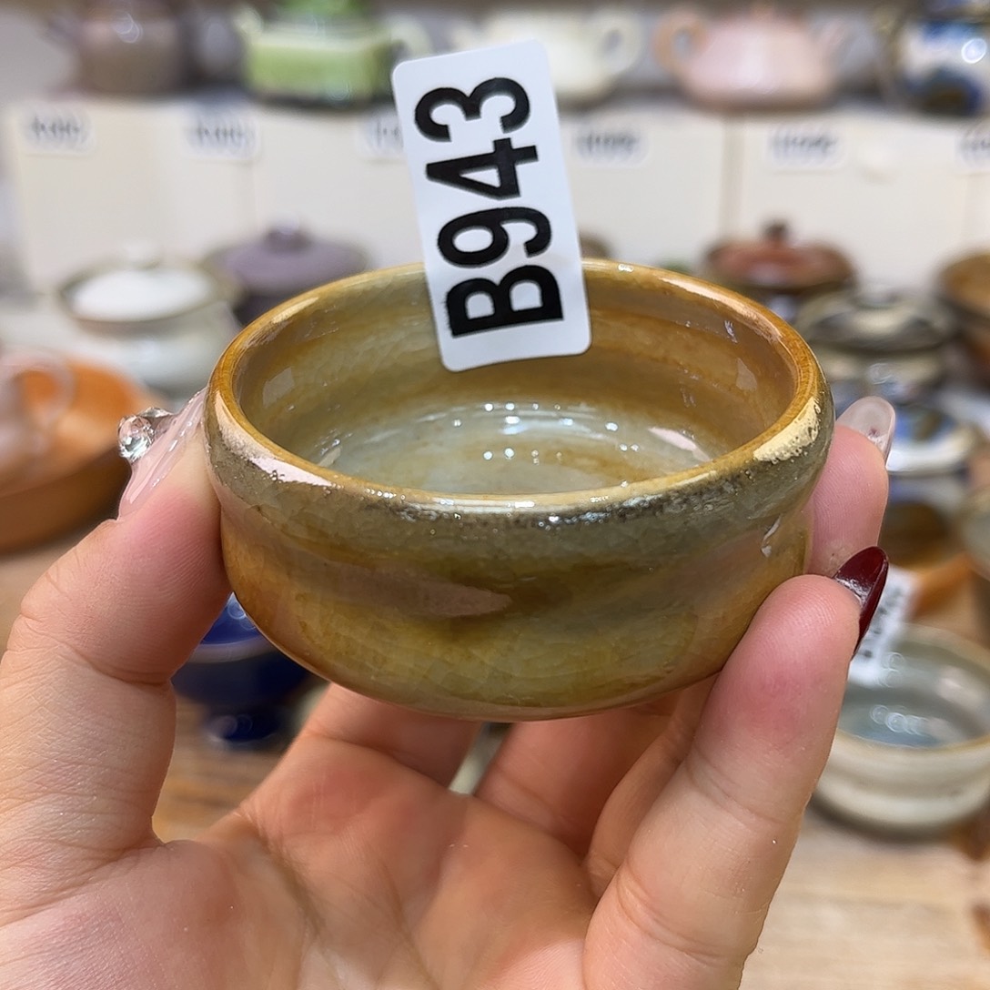 白泥茶杯陶瓷艺术