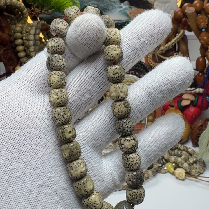 星月菩提手串2号车尺寸10.9石玉龙须手持