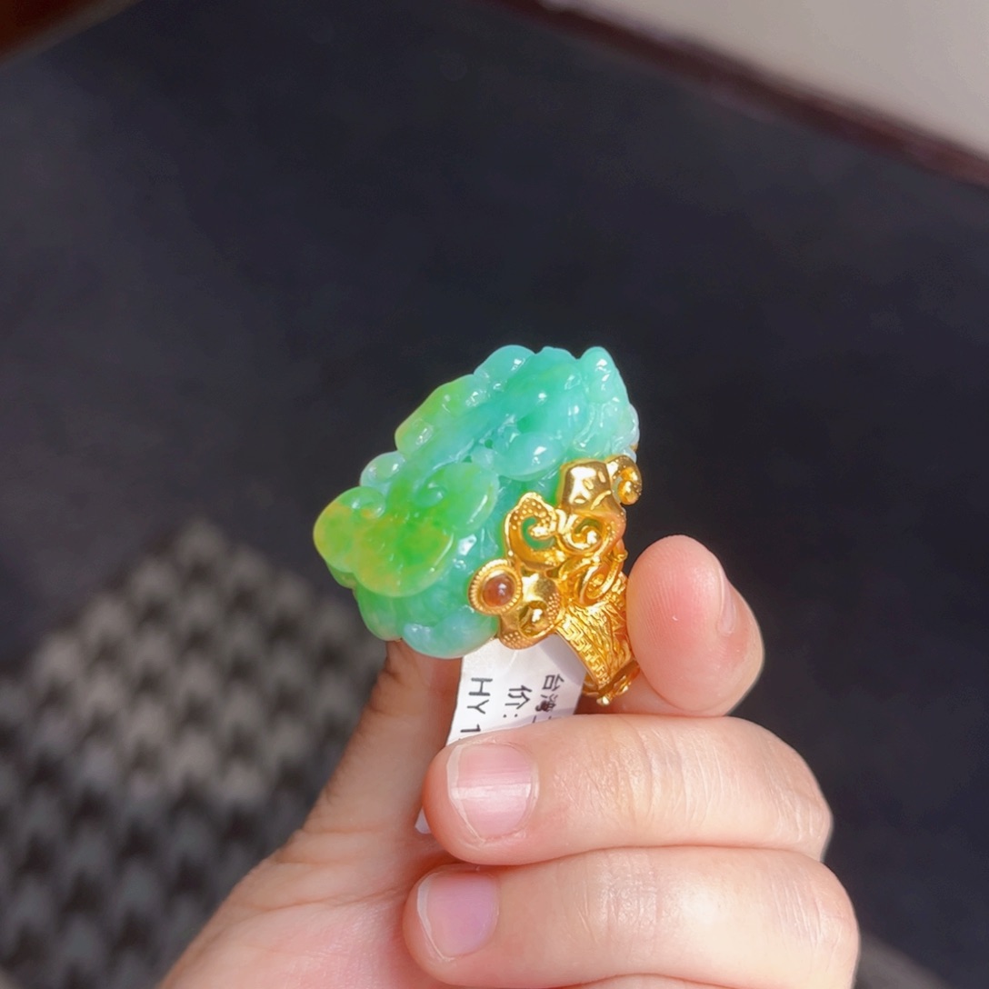 【闪购商品】翡翠戒指银S925镀金镶嵌