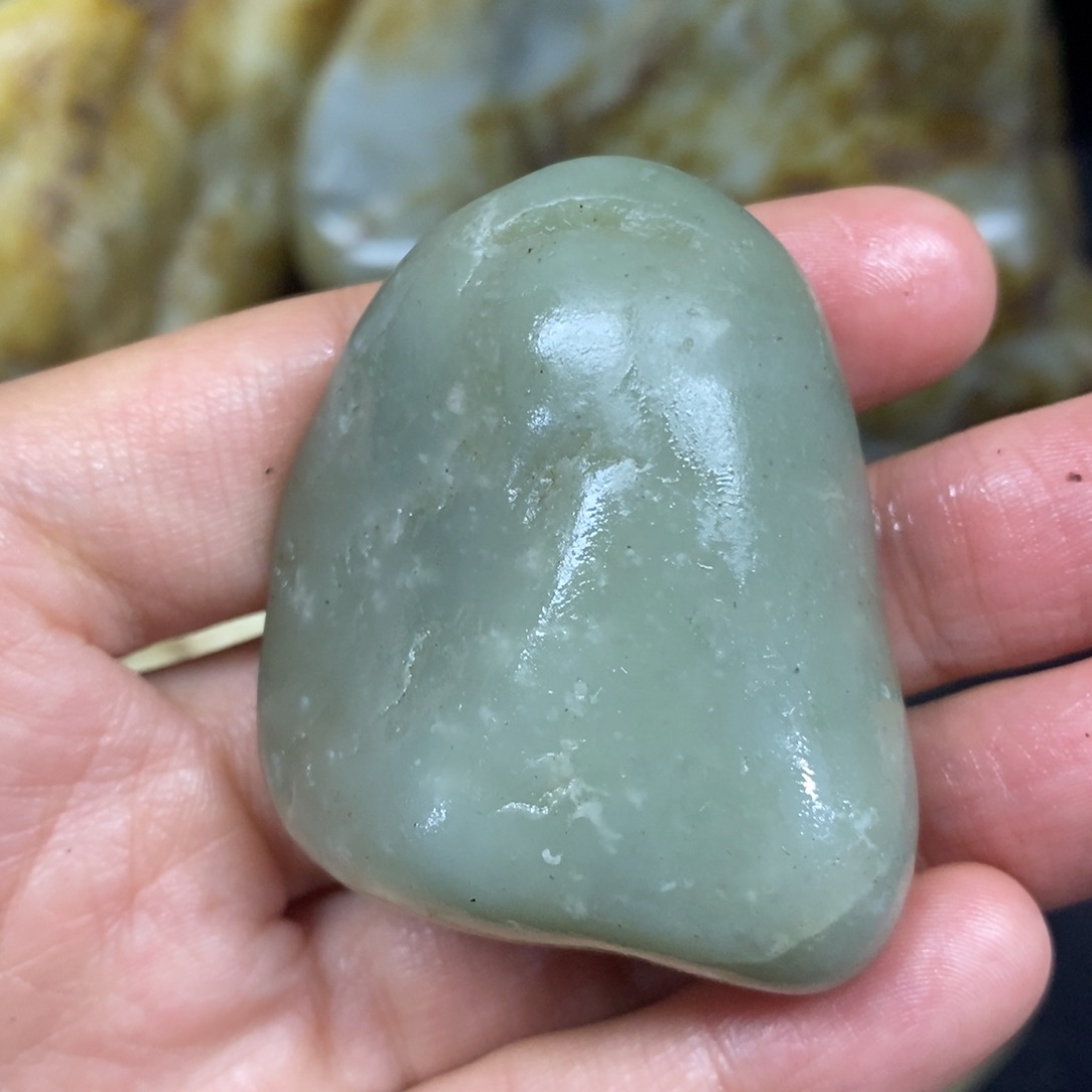 未镶嵌和田玉（糖玉）挂件