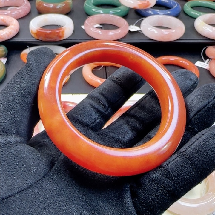 石英质玉手镯未镶嵌?***?