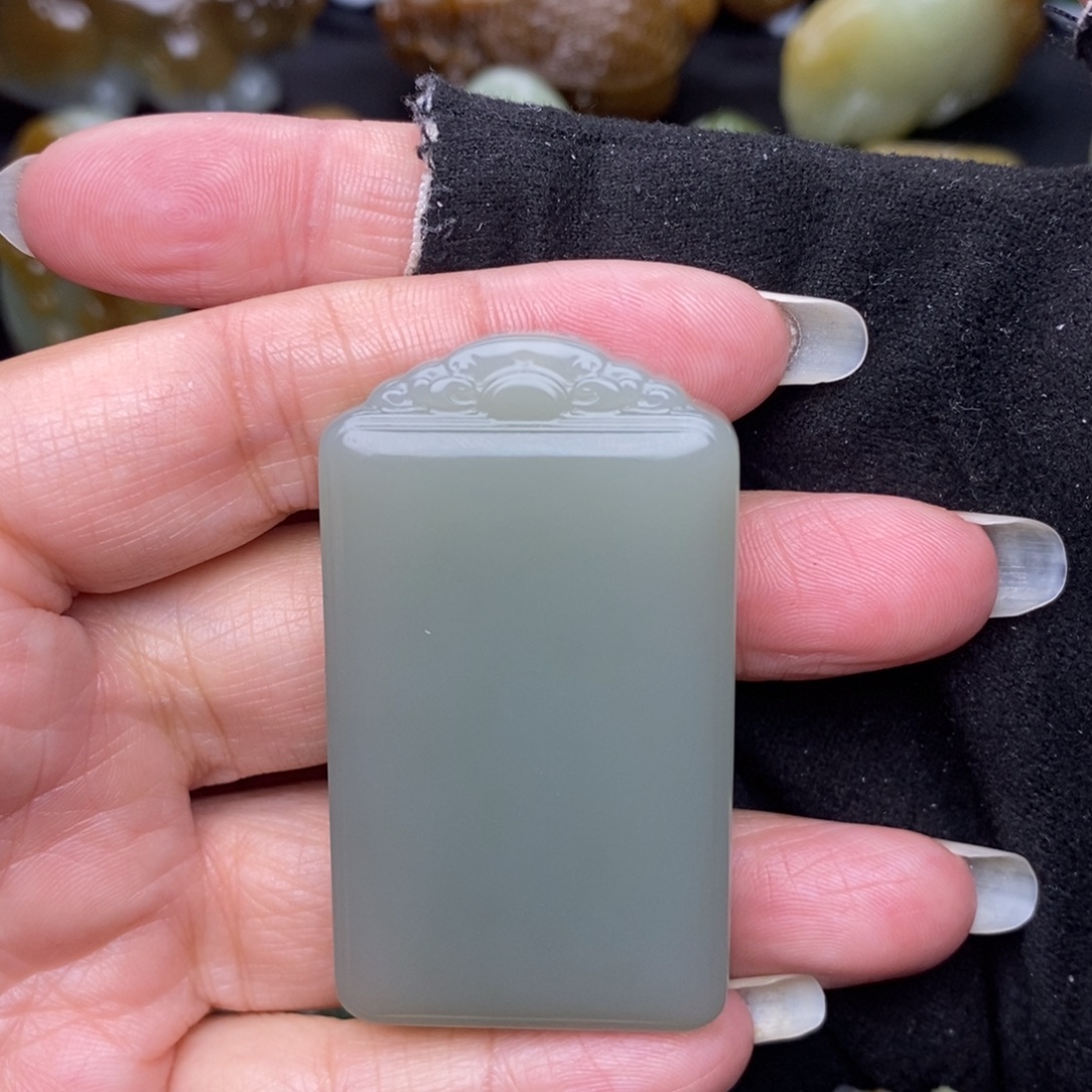 和田玉未镶嵌挂件