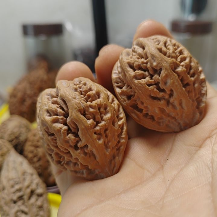 文玩核桃把件水晶之恋