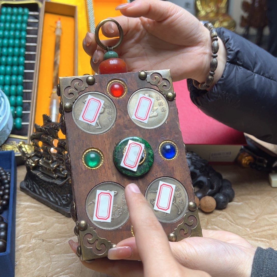 大叶紫檀（黑酸枝木类）