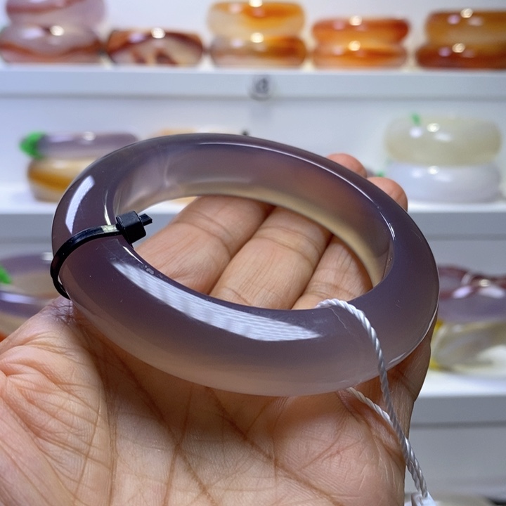 玛瑙/玉髓手镯未镶嵌