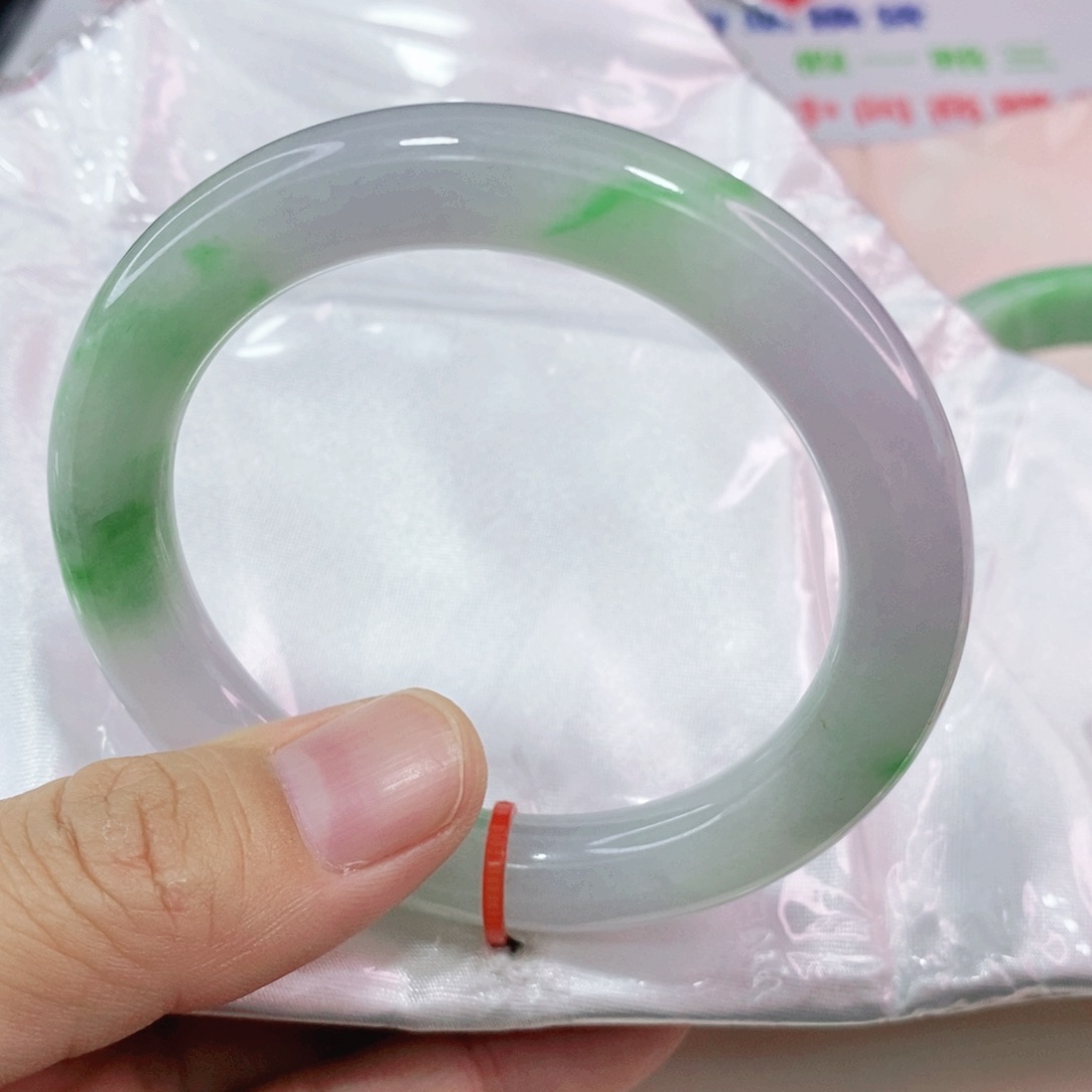 未镶嵌手镯翡翠Z****°53圈口圆条高货高品质