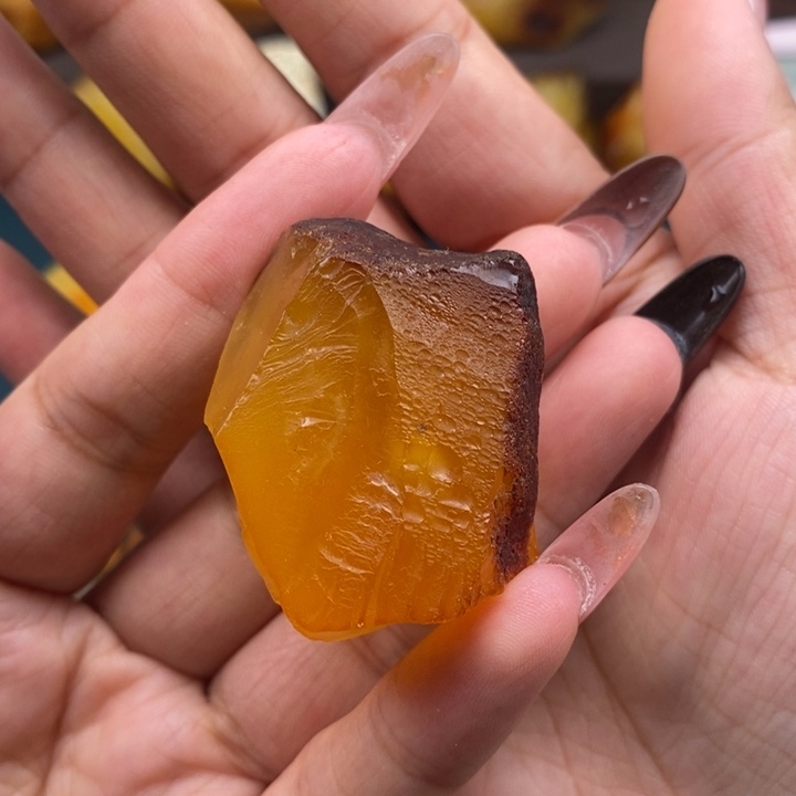 定制琥珀未镶嵌蜜蜡