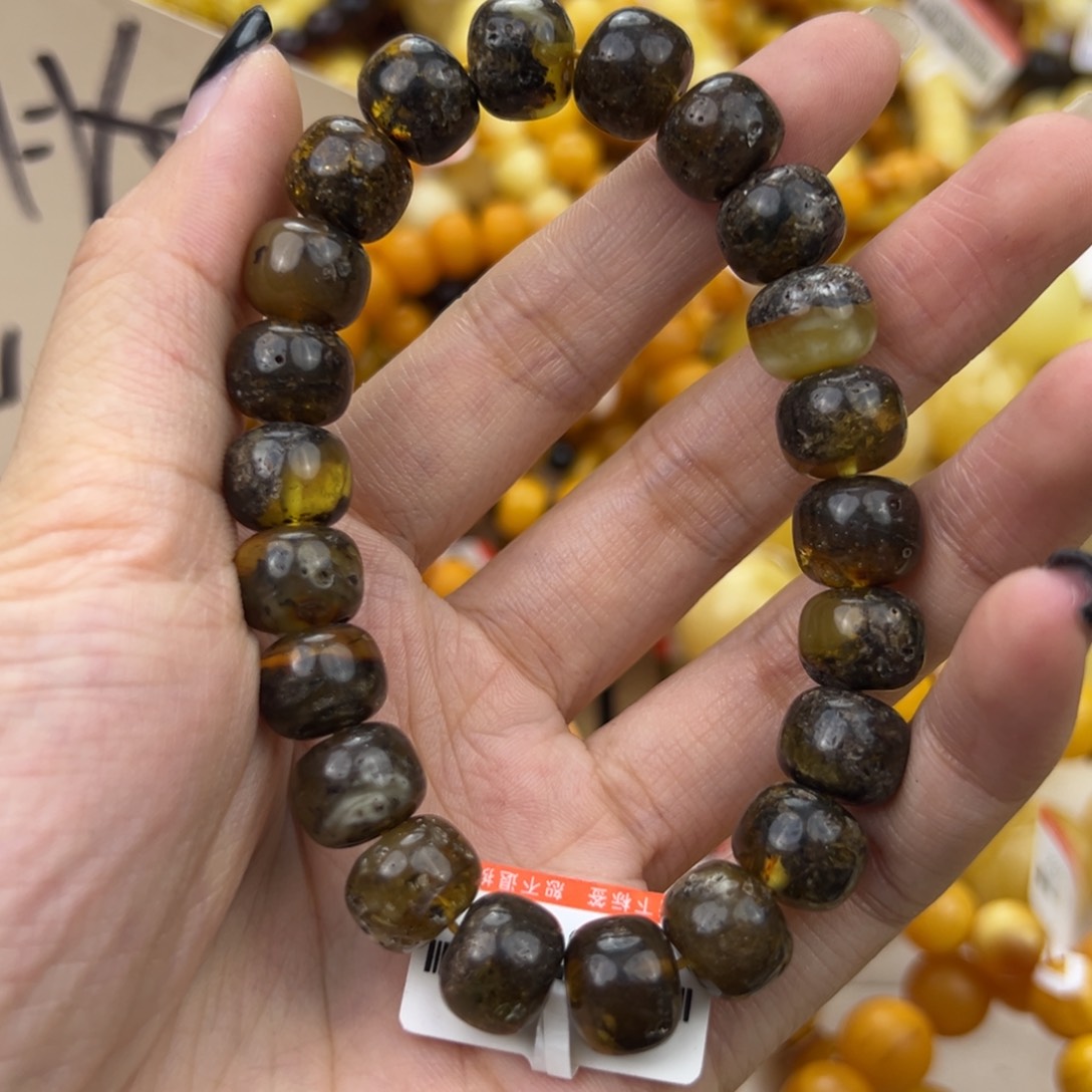 琥珀珠宝奇石未镶嵌