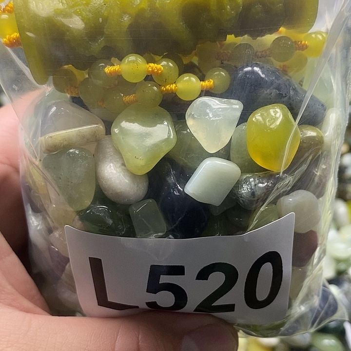 岫玉鱼缸石未镶嵌