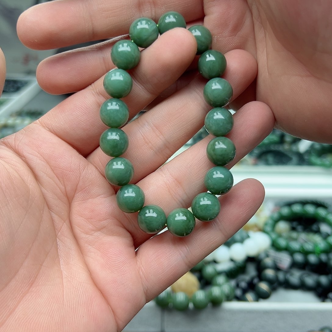 和田玉手串未镶嵌