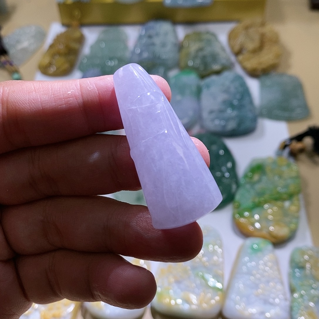 【闪购商品】翡翠颈饰未镶嵌竹节