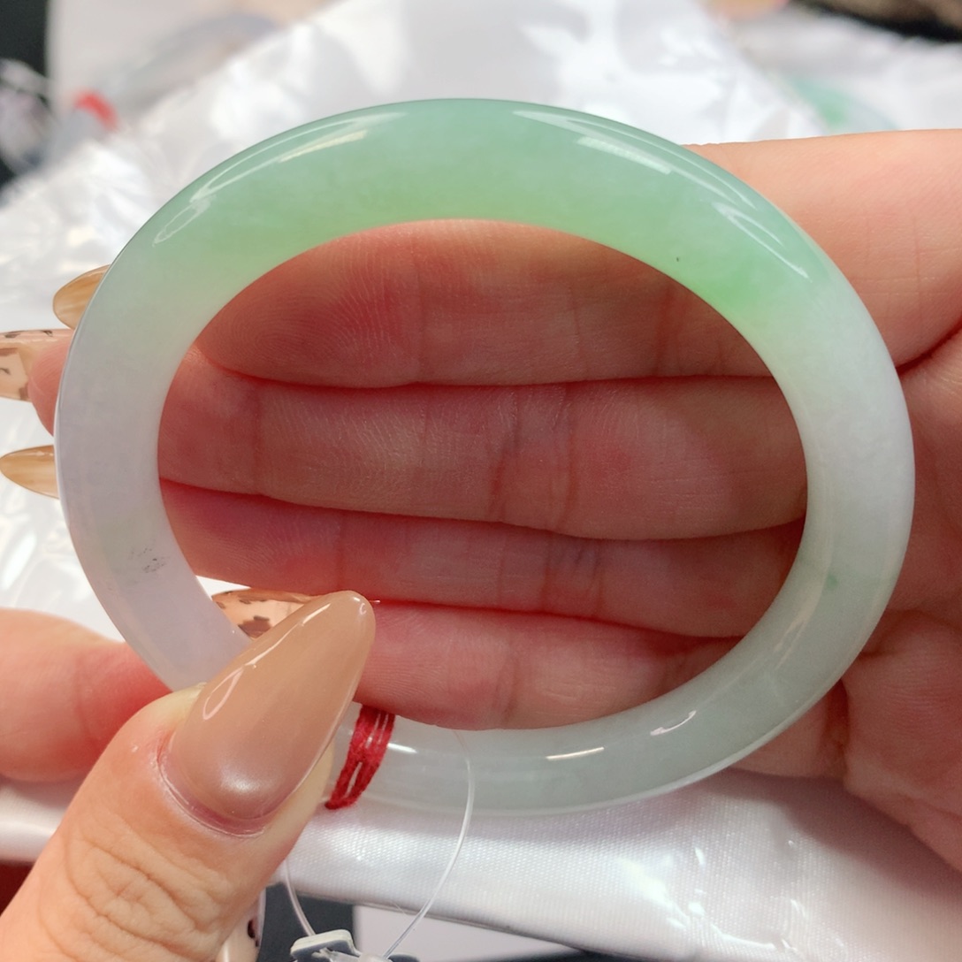 未镶嵌手镯翡翠15