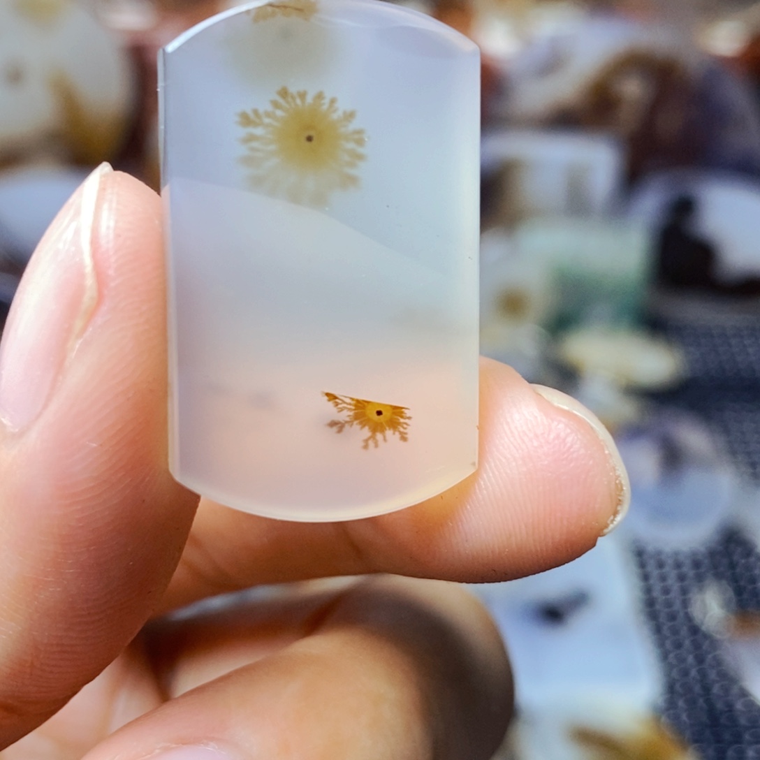 玛瑙/玉髓未镶嵌珠宝半成品