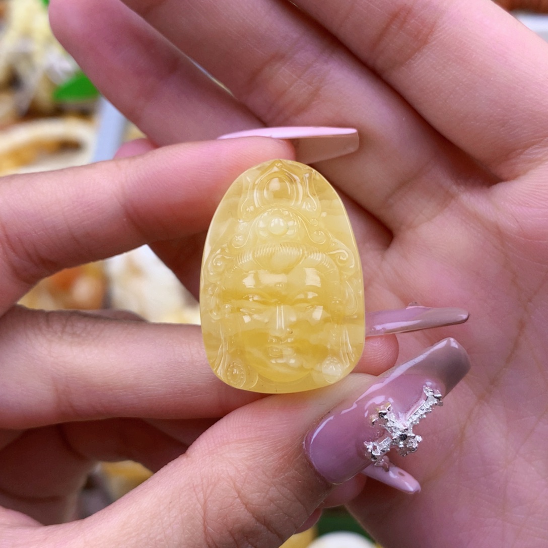 琥珀未镶嵌珠宝奇石30*21*11 观音首