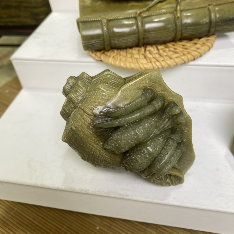 尚韵轩-手工雕刻寄居蟹