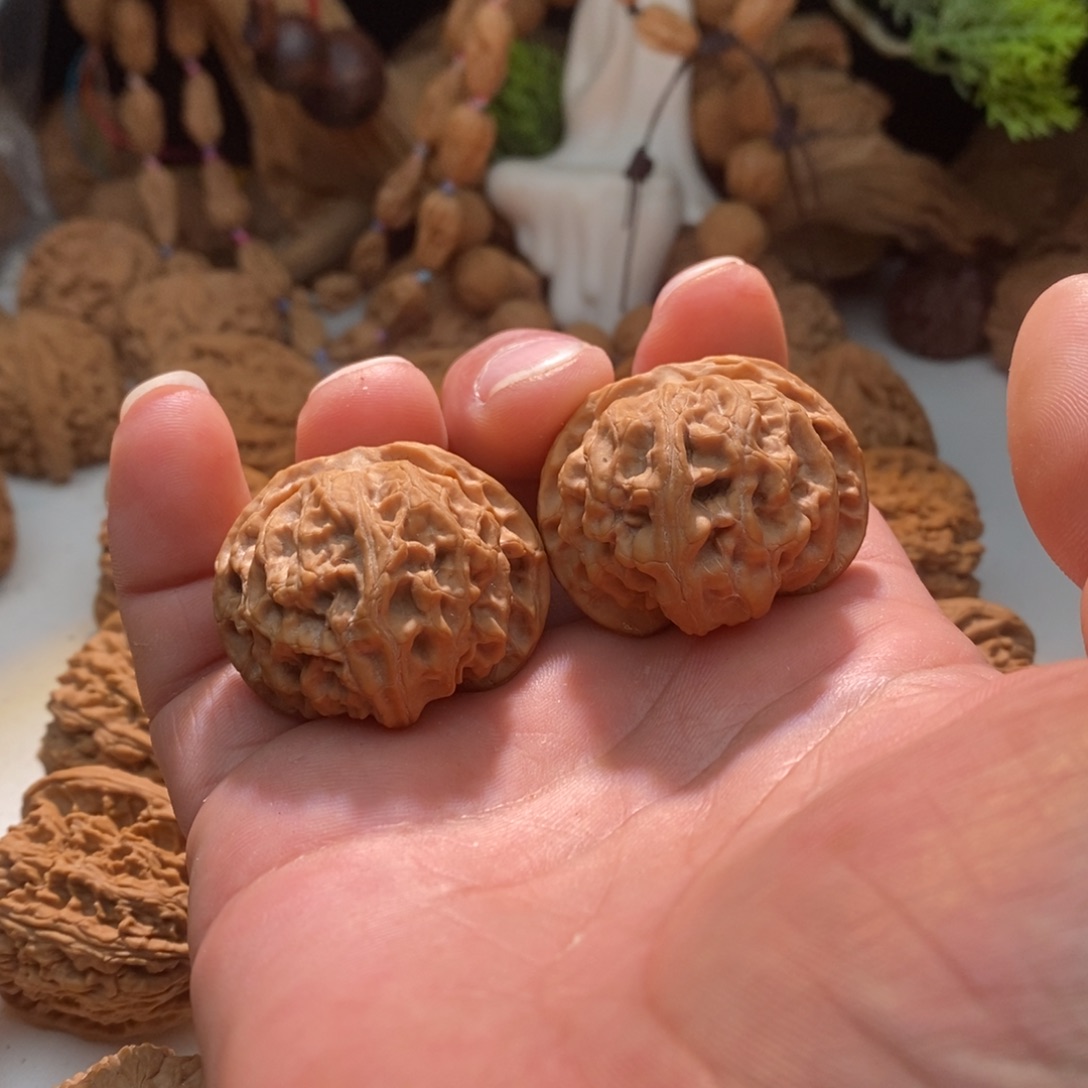 吊坠文玩核桃苹果园39