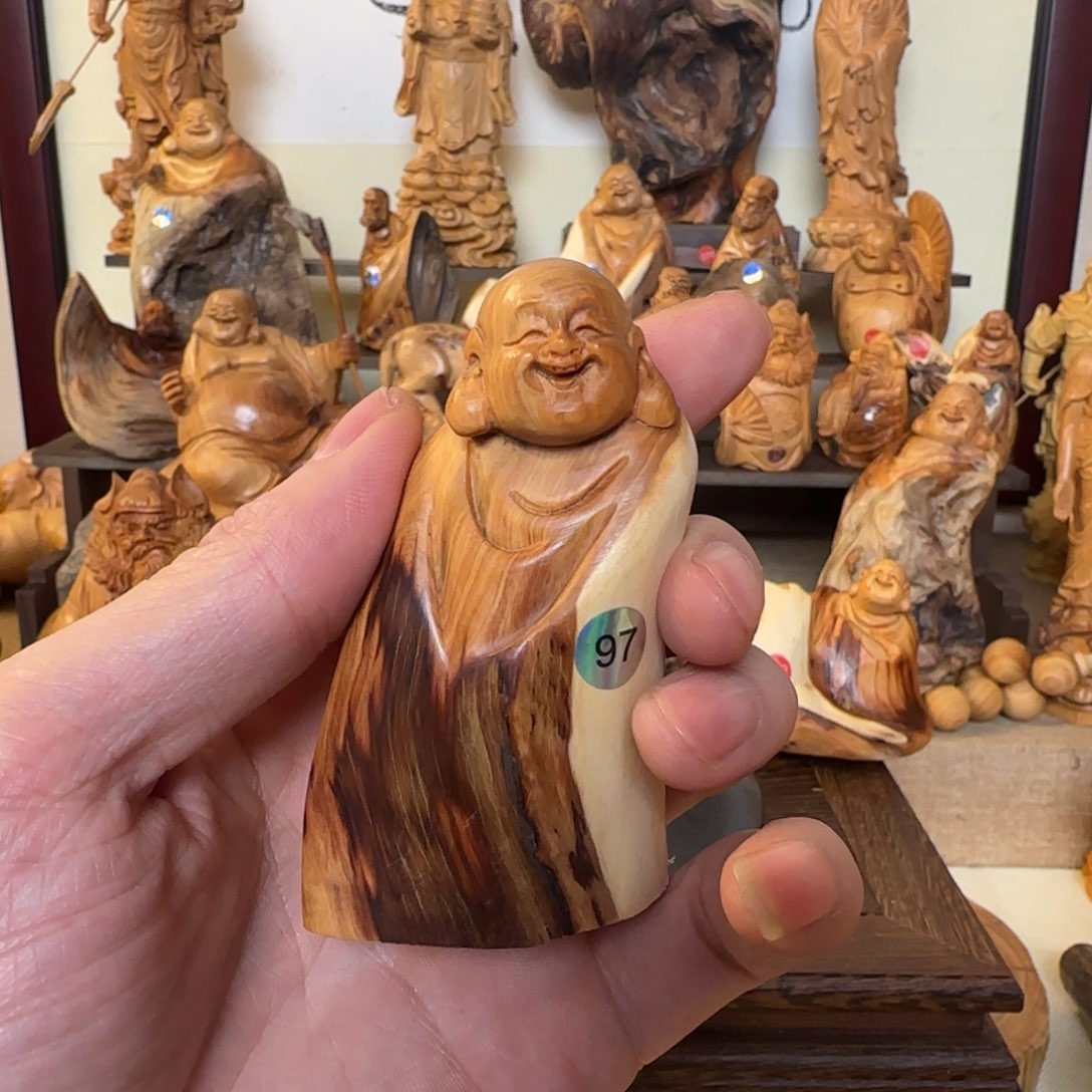 崖柏小木匠艺雕一物一拍